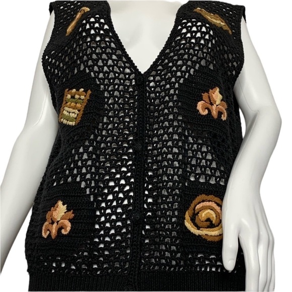 Vintage Koret Woman’s Vest Knit Top - Picture 4 of 7